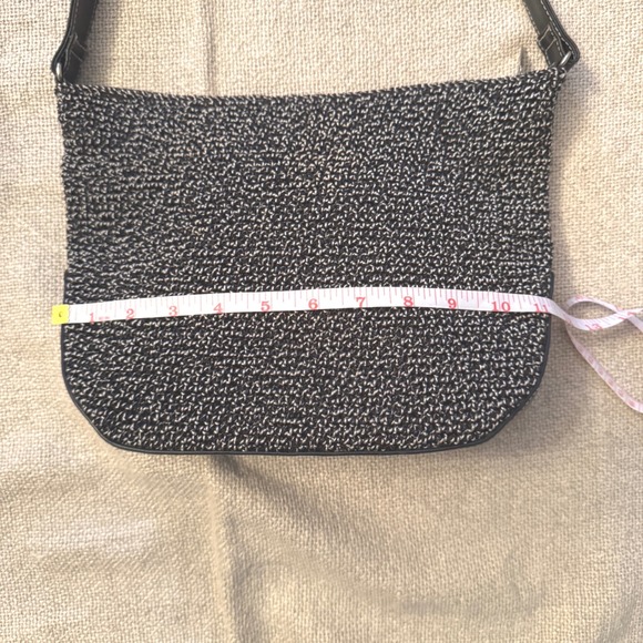Early 2000s The Sak Elliott Luca Knit Shoulder Bag Black White - Picture 13 of 16